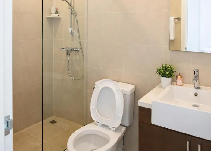 Hive Sathorn Skycorner Suite, Bts And 7-11 Front Apartment *